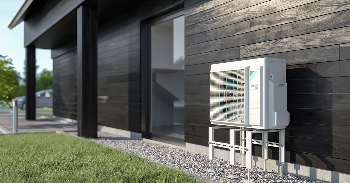 Ilmalämpöpumpun huolto ehkäisee ulkoyksikön jäätymistä ja parantaa energiatehokkuutta